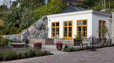 Stenmur i granit