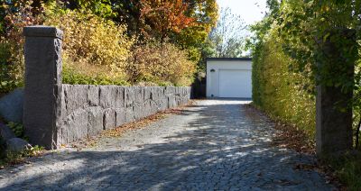 Stenmur i granit